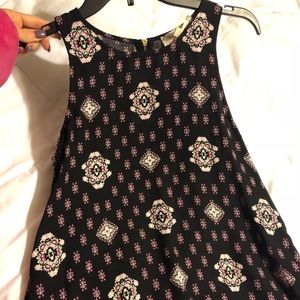 Black and pink tank top, business casual